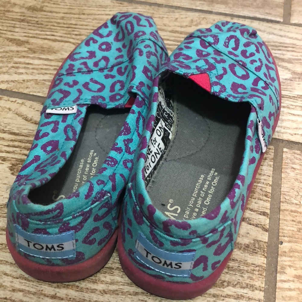 Girls Toms